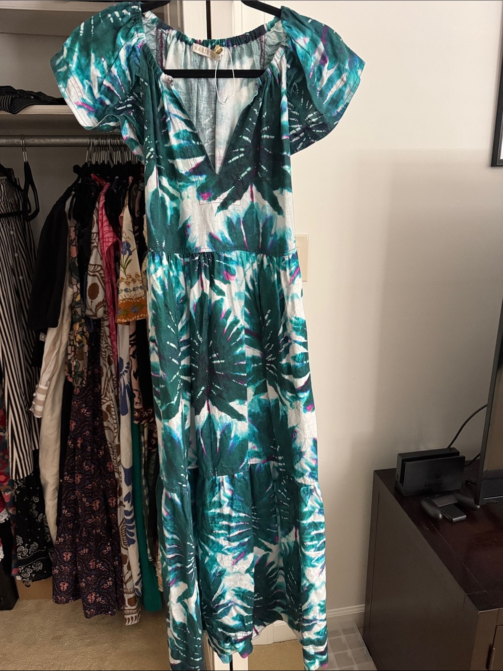Marie Oliver Green Palm-Print Maxi Dress - Breezy Summer Style